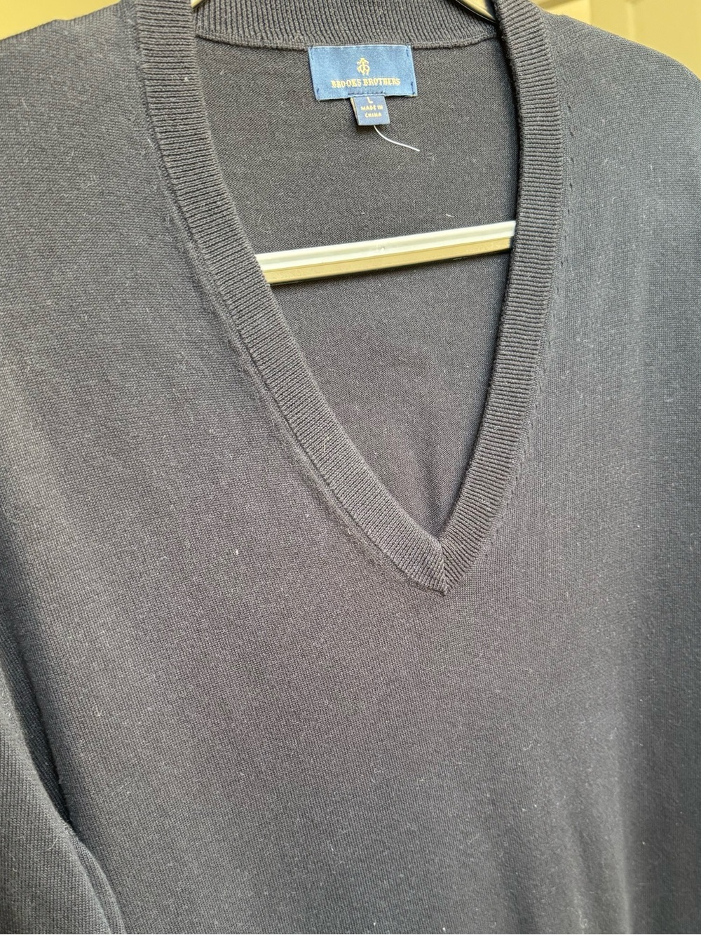 Brooks Brothers Men's Black V-Neck Pullover Sweater